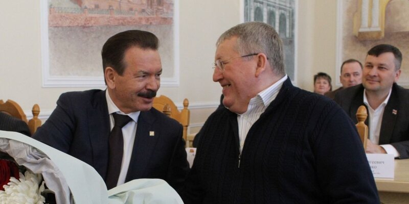 Международный фонд меценат столетия. Меценат благотворительного фонда. Известные благотворители россии. Грамота меценату школы пример. Гбоу казанская школа-интернат им.