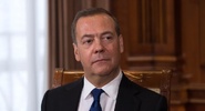 Медведев назвал фон дер Ляйен термоядерной дурой после слов о&nbsp;дроне в&nbsp;Румынии|