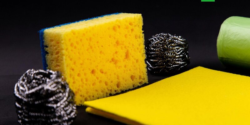 Флористическая губка с цветами. Оазис губка для цветов. Цветы в флористической губке. Как использовать губку для цветов. Как использовать губку для цветов.