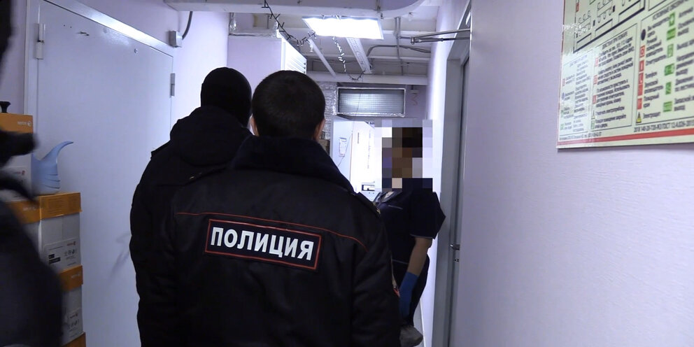 Найти трк. Галактика барнаул торговый центр магазины. Кинотеатр патриот маршала жукова. Топливораздаточная колонка нара- троник 252а1. Найти трк.