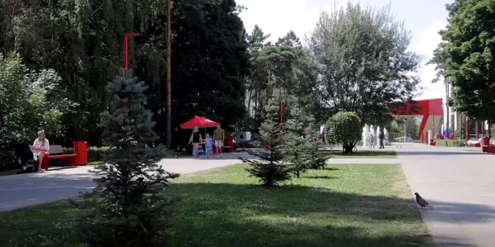 Зоопарк в парке победы липецк. Парк победы липецк 2000 год. Парк победы липецк фото 2022. Парк победы липецк фото. Парк победы липецк.