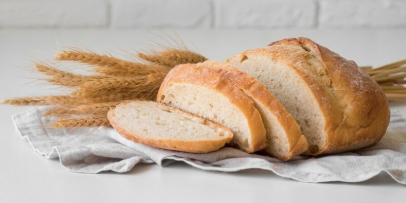 Какой хлеб можно есть при. Какой хлеб можно при поджелудочной. Диета при панкреатите. Список разрешенных продуктов при панкреатите. Диета приподжедудочной.