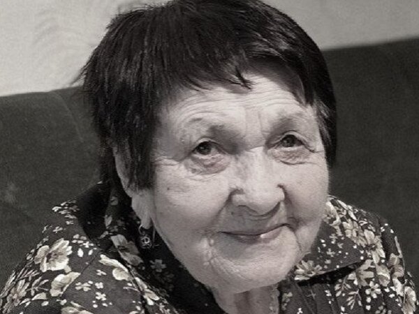 дети умерших ветеранов. могилы летчиков. дети умерших ветеранов. памятник участнику войны. памятник воинам чечни пенза.