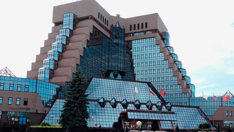 Индивидуальный творческий учебный проект изделие из металла Газпром" хочет продать офисы и санатории в Московской и Тверской областях - подр