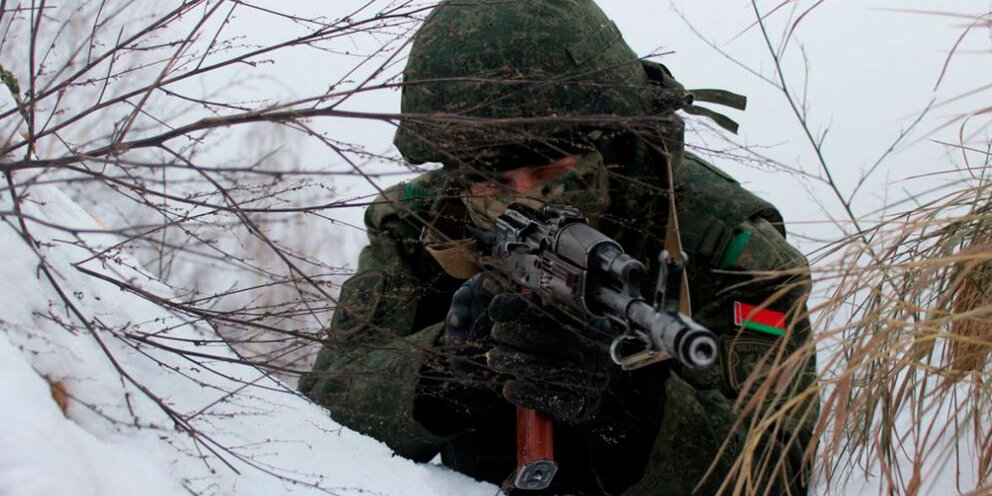 порядок применения оружия часовым на посту. военное применение оружия. ак 74 в армии сша. статья 13 14 применение оружия. 13 14 статья устава.