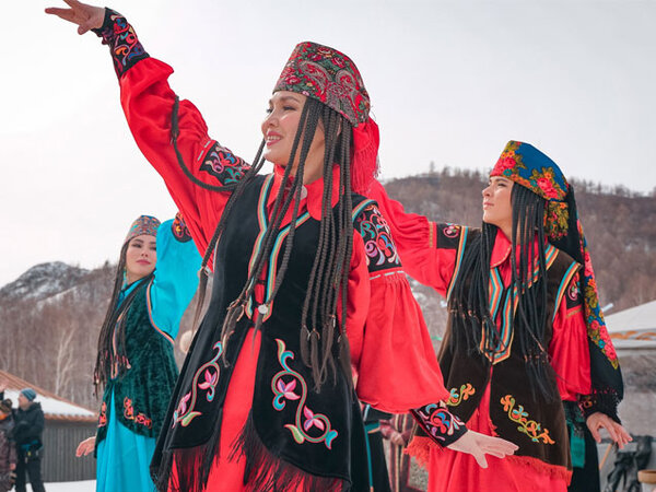 Чыл пазы хакасия. Чыл пазы хакасский новый год. Чыл пазы 2024. Хакасский праздник чыл пазы. День весеннего равноденствия - чыл пазы.