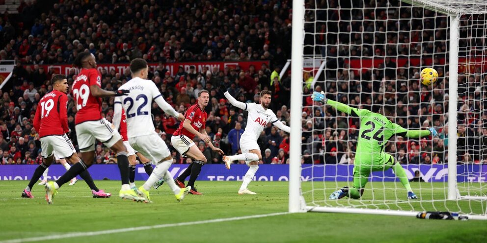 Дерби северного лондона. Видео обзор матча тоттенхэм. Тоттенхэм хотспур брентфорд 2 декабря 2021. Северное лондонское дерби. Айнтрахт игроки 22.