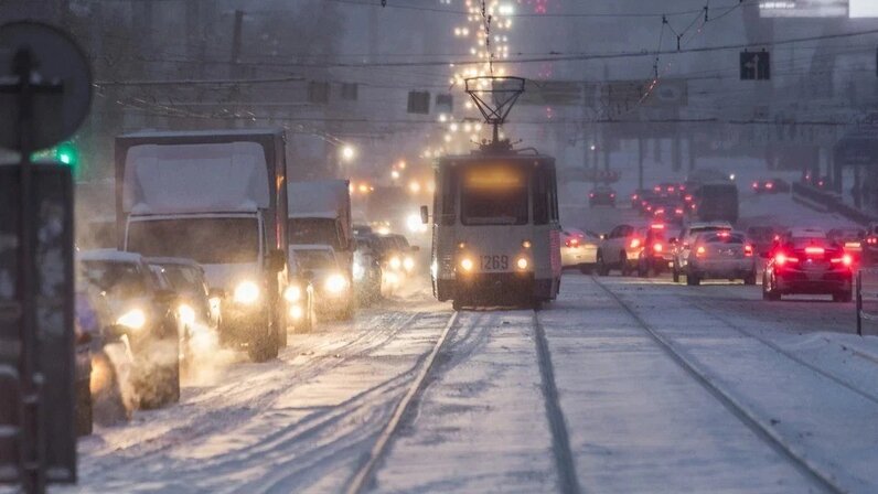Задачи на движение лодки. В последующие дни искатели изменив путь направились. Задачи на скорость две дороги. В последующие дни искатели изменив путь направились. Как определить направление по солнцу.