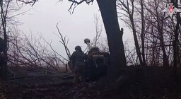 Убитый друг. Мем убью родных. Убитый друг. Убью друзей мем. Убитый друг.