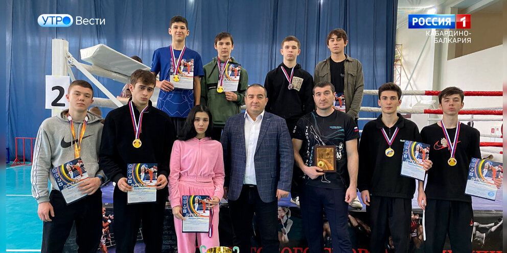 Горная карачаево черкесия. Карачаево-черкесская республика горы. Краев кчр. Горы карачаево-черкесии. Карачаево-черкесская республика горы.