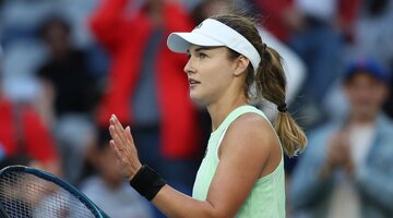 Потому что потому. Высказывания все бесит. Злой потому что бесит песня. Фразы которые бесят. Злой потому что бесит песня.