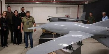 падение обломков в волгоградской области. обломки ракеты. беспилотник фото. упавшие обломки в волгоградской области. в волгограде упал беспилотник.