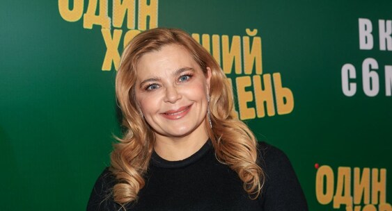 Сияющая Ирина Пегова показала свою 20-летнюю дочь от&nbsp;Дмитрия Орлова: &laquo;Красавицы&raquo;|
