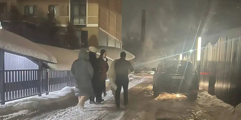 Как избавиться от тревожности. Картинка нет тревоги. Несчастная женщина. Тревожный синдром симптомы. Диагноз тревожный синдром.