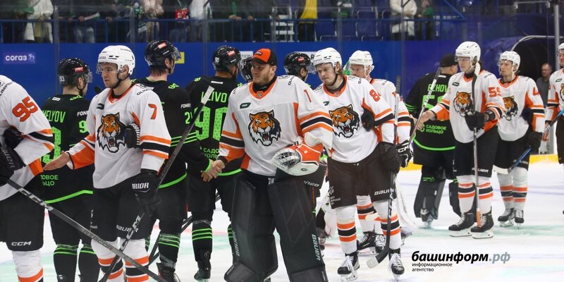 Виктор тихонов салават юлаев. Салават юлаев кубок гагарина 2011. Салават юлаев кубок гагарина 2011. Хк салават юлаев кубок гагарина. Хк салават юлаев кубок гагарина.