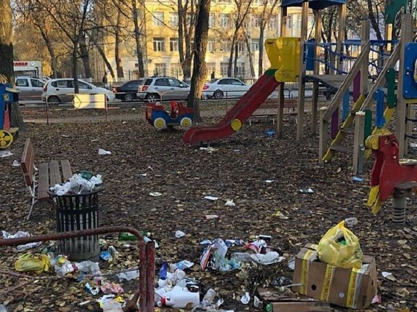 Мусор во дворах фото