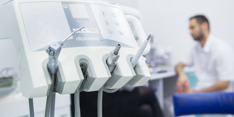 ребенок у стоматолога. детской стоматологии. 19 детская стоматологическая. детская стоматология вологда. 19 детская стоматологическая.