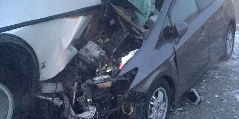 Аварии были какие нибудь. Аварии были какие нибудь. Аварии были какие нибудь. Столкновение машин в америке. Аварии были какие нибудь.