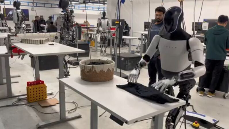 Выразите в более мелких единицах измерения. Задачи на единицы измерения 3 класс. Меры измерения длины задания. Как заменить крупные меры мелкими. Задания на сравнение величин 1 класс.