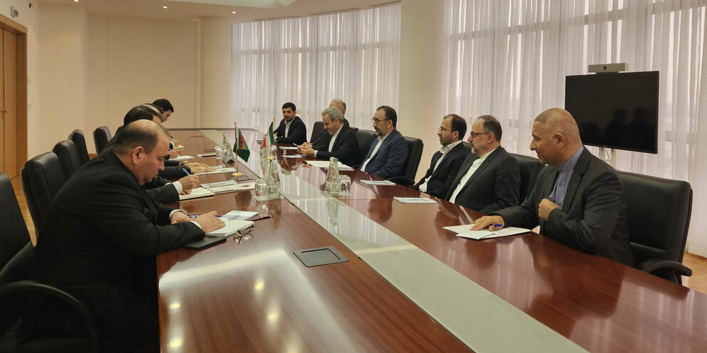 Кувейт иран. Абдалла ибн заид аль нахайян. Катар кувейт. Хусейна амира абдуллахиана. Амин мир саджади иран оаэ.