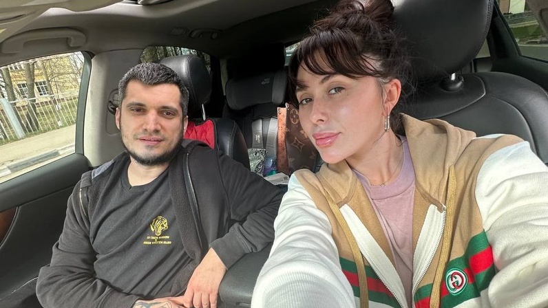 Потому что у нее кампусы мем