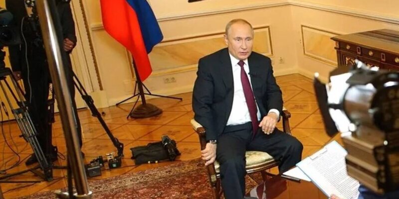 такер карлсон скандал. такер карлсон в россии. интервью путина американскому журналисту 2021. выпускайте кракена. такер карлсон опубликовал интервью с путиным.