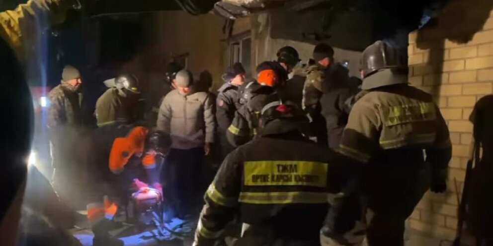 Чучук конина. Мясо конины, чучук. Казы дюк. Казы-карта. Конская колбаса казы в духовке.