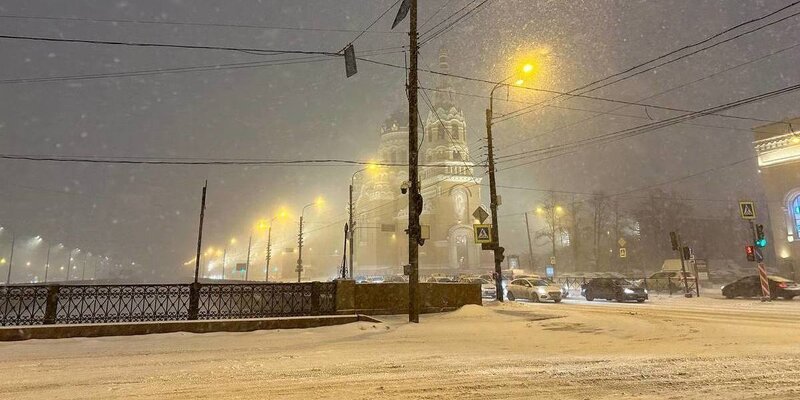 гололед в самаре. ледяной дождь гололед. ледяной дождь гололед. весна гололед. гололед на деревьях.