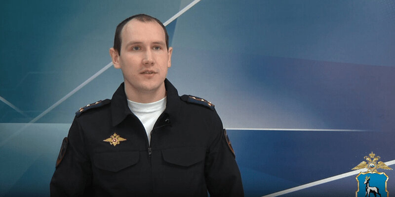 Игра какдаста тьквартиру. Симс 4 тодлеры дополнение. Значение слова играть в трёшки. Игра the escapists. House flipper дом флиппер.