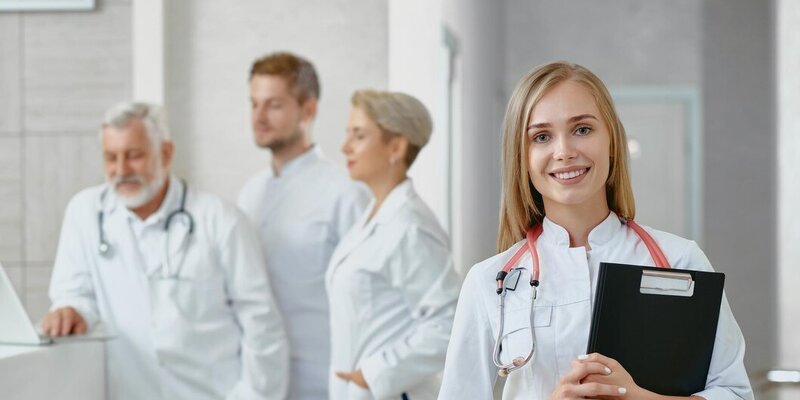 Участковый врач г. Терапевт. Обязанности участкового врача терапевта. Поликлиника 1 участковые терапевты. Номер телефона терапевта.