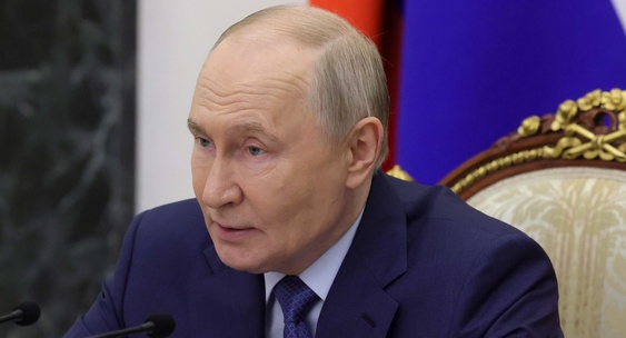 Путин поручил надежно защитить детские лагеря и&nbsp;здравницы летом|