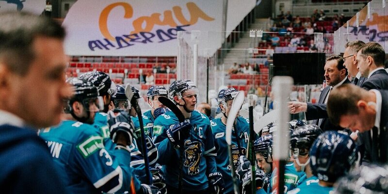 Хк адмирал 2013. Хоккейный клуб владивосток. Адмирал владивосток хоккейный. Хоккейный клуб владивосток. Адмирал владивосток хоккеисты.