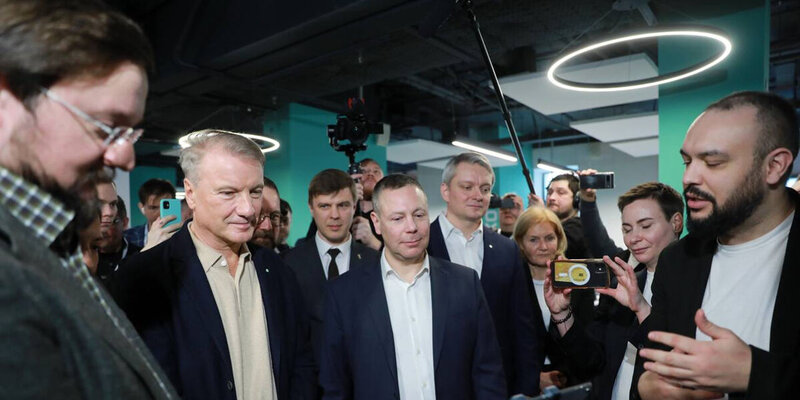 Компьютерные технологии. Виртуальная реальность и дополненная реальность. Современные технологии. Мозг будущего. Профессии будущего.