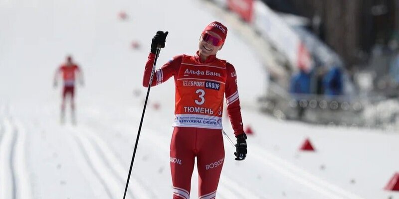 кто стал первой олимпийской. советские спортсмены. первый чемпион олимпийских игр в россии. первый советский олимпийский чемпион. кто стал первой олимпийской.