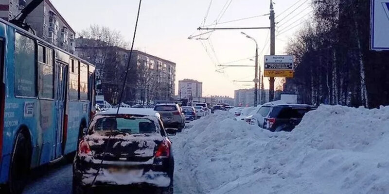 Где едет 2 троллейбус ижевск. Где едет 2 троллейбус ижевск