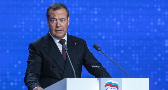 Медведев: число предложений по&nbsp;новой народной программе ЕР приблизилось к&nbsp;2 млн|