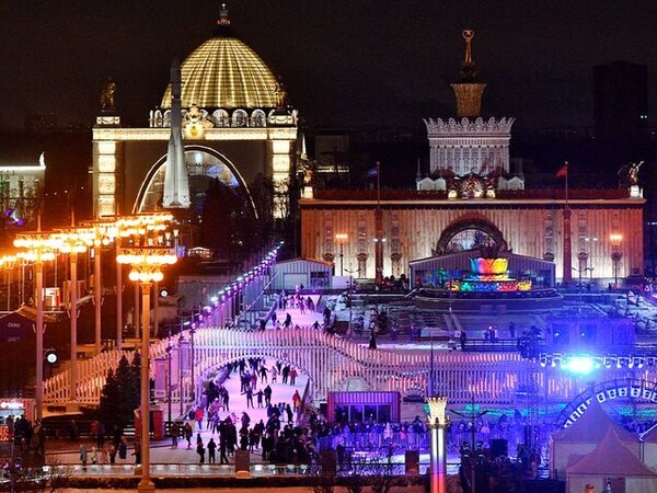 Новогодняя ночь в отеле москвы. Новогодняя ночь в отеле москвы