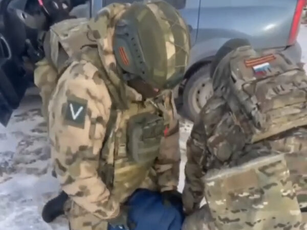 Задержан перевозчик. Задержан перевозчик. Задержан перевозчик. Патруль мос. Фсб пресекли канал незаконной миграции челябинской.