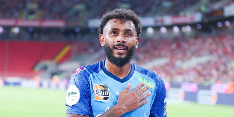 Млн евро. Деньги евро 1000000. Доллар и евро. 1 миллиард евро. Много пачек денег евро.