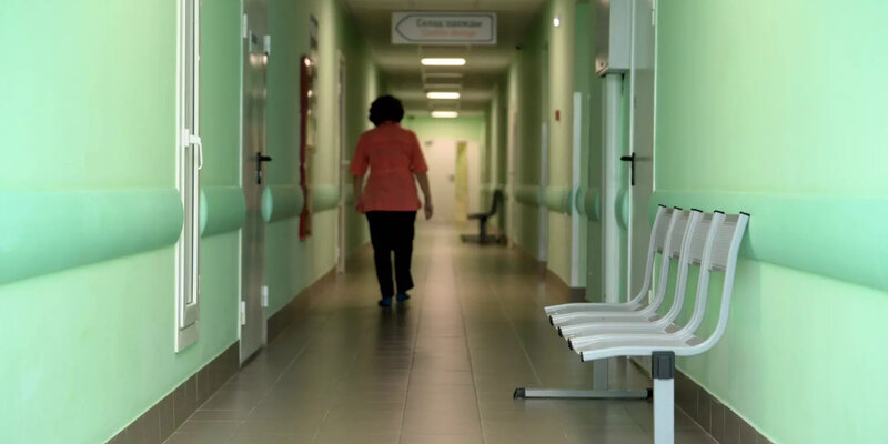 номер больницы. телефон поликлиники на светлоярской нижний. телефон поликлиники на светлоярской нижний. суровикинская больница волгоградская область. режим работы участкового врача терапевта.