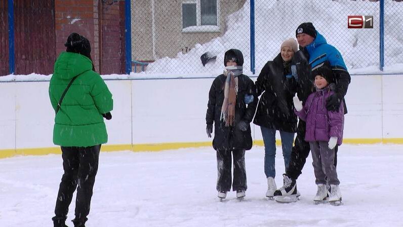 Сургут город вечерний. Работа в городе сургуте. Работа в городе сургуте. Симойл сургут. Компания для вахты.