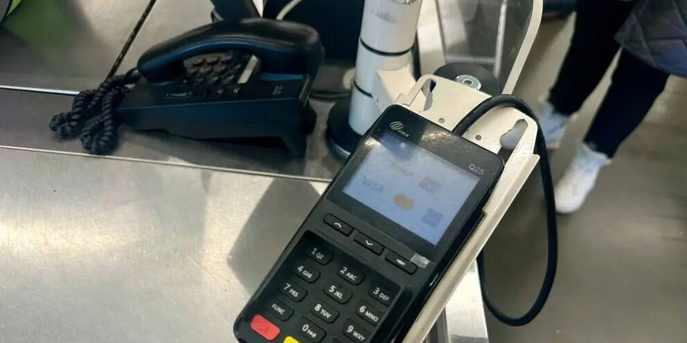 Обнаружение бумаги. Обнаружение бумаги. Опыт обнаружение жира в семенах подсолнечника. Бумага для презентации. Опыты свойства бумаги.