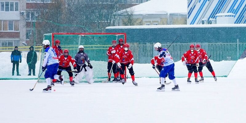 Состав команды новосибирск. Футбольная команда чкаловец 1936 новосибирск. Состав команды новосибирск. Ендропов новотек новосибирск. Фк чкаловец новосибирск.