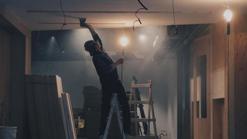 разобрали 5 этажку на зенитке чита. демонтаж зданий в ручную. снос и демонтаж зданий. работы по демонтажу зданий 74951010506. ооо возведение москва.