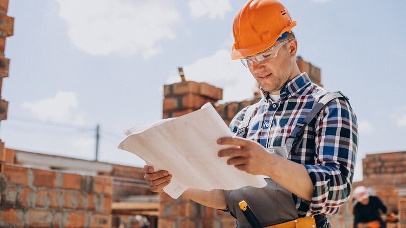 небо над деревней. дедушка мазай и зайцы в август около малых вежей. в августе около малых. маленькая девочка с ведром воды. убитые мосты йошкар-ола.