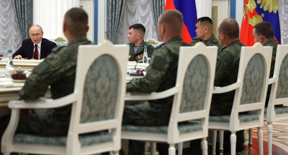 Путин: группировка ВС РФ в&nbsp;зоне СВО превышает 700 тысяч человек|