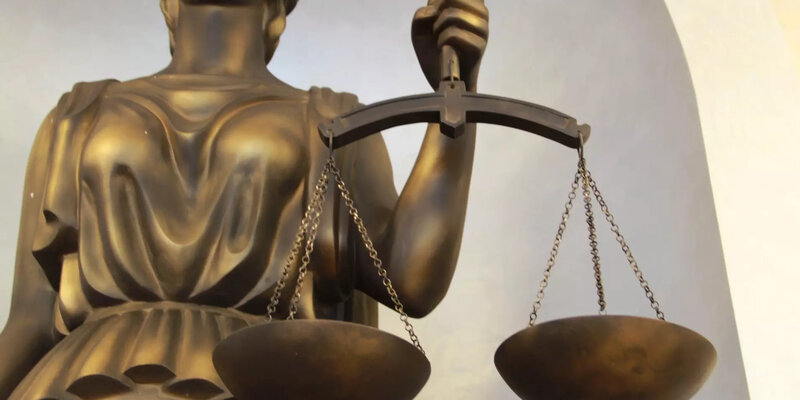 ненадлежащие истцы по делу