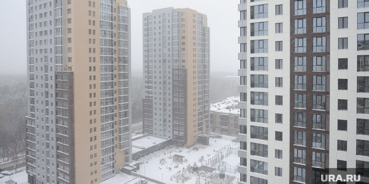 Человек мечтает о доме. Жилищная проблема. Нехватка жилья доклад. Нехватка жилья картинки. Дефицит жилья.