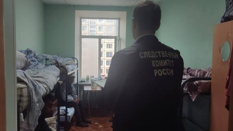 Краева 40а призывное отделение. Центральный военкомат ижевск. Военкомат на краева ижевск. Карцер под военкоматом фото. Центральный военкомат ижевск.