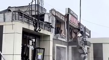 Луганск 4. Луганск, ул. Квартал жукова 2 луганск. Улица тараса шевченко луганск. Луганск улица польского 1.